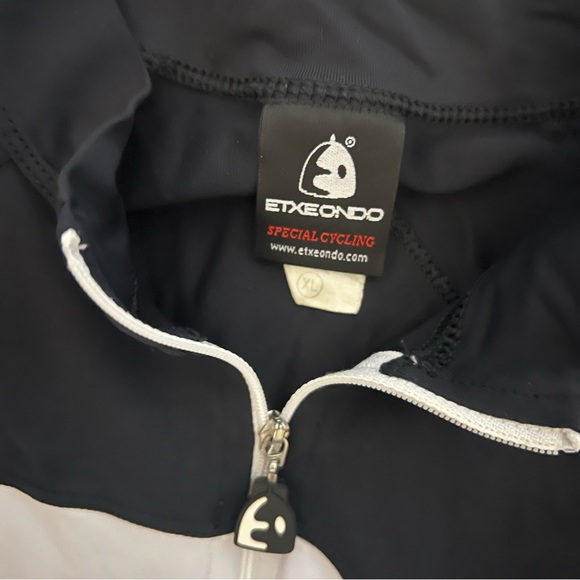 Men’s Etxeondo Cycling Jersey Sz XL - Picture 3 of 3